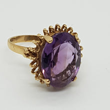 Load image into Gallery viewer, Vintage 9ct Gold Amethyst Dress Ring
