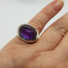 Load image into Gallery viewer, Vintage Sterling Silver and Amethyst Ring
