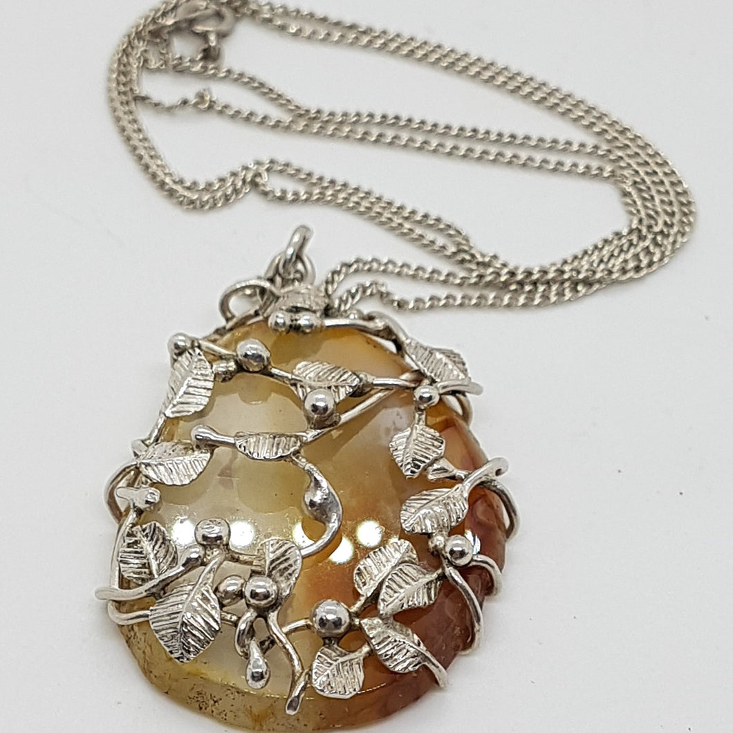 Vintage Sterling Silver Moss Agate Floral Pendant