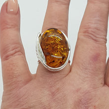 Load image into Gallery viewer, Sterling Silver Amber and Leaf Ring
