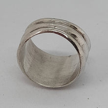 Load image into Gallery viewer, Vintage Sterling Silver Barrel Ring
