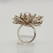 Load image into Gallery viewer, Sterling Silver Modernist Pearl Ring
