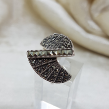 Load image into Gallery viewer, Sterling Silver Marcasite Fan Ring
