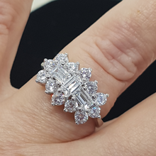 Load image into Gallery viewer, Sterling Silver CZ Cluster Ring
