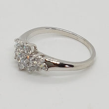 Load image into Gallery viewer, Sterling Silver CZ Cluster Ring
