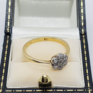 Antique 18ct Gold Diamond Daisy Ring