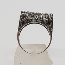 Load image into Gallery viewer, Sterling Silver Marcasite Rollover Ring
