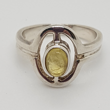 Load image into Gallery viewer, Sterling Silver Lemon Quartz Ring
