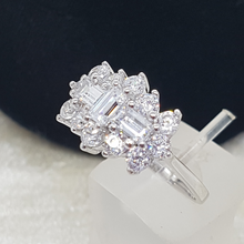 Load image into Gallery viewer, Sterling Silver CZ Cluster Ring
