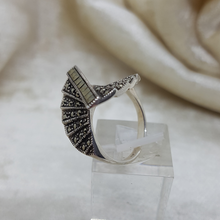 Load image into Gallery viewer, Sterling Silver Marcasite Fan Ring
