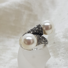 Load image into Gallery viewer, Sterling Silver Marcasite and Pearl Twist Ring
