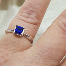 Load image into Gallery viewer, Sterling Silver Sapphire and White CZ Ring
