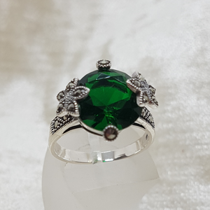 Sterling Silver Green Stone Marcasite Ring