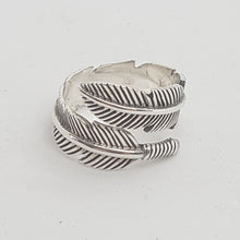 Load image into Gallery viewer, Sterling Silver Feather Ring
