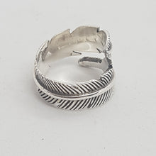 Load image into Gallery viewer, Sterling Silver Feather Ring
