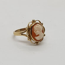 Load image into Gallery viewer, Vintage 9ct Gold Shell Cameo Ring
