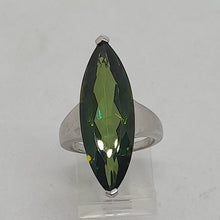 Load image into Gallery viewer, Vintage Sterling Silver Green Crystal Cocktail Ring
