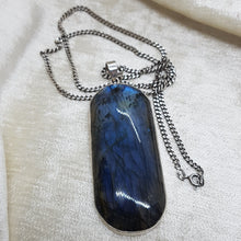 Load image into Gallery viewer, Vintage Sterling Silver and Labradorite Pendant

