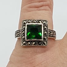 Load image into Gallery viewer, Sterling Silver Green Stone and Marcasite Ring
