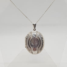 Load image into Gallery viewer, Sterling Silver Victorian Style Locket
