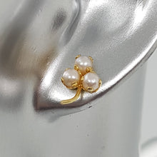 Load image into Gallery viewer, 14ct Gold Cultured Pearl Earrings
