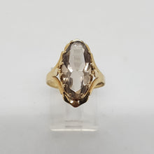 Load image into Gallery viewer, Vintage 9ct Gold and Topaz Ring
